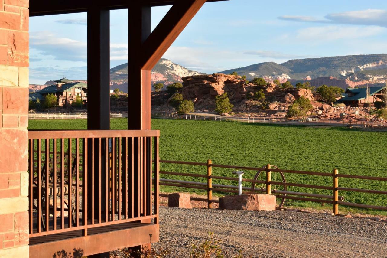 Cougar Ridge Hotel