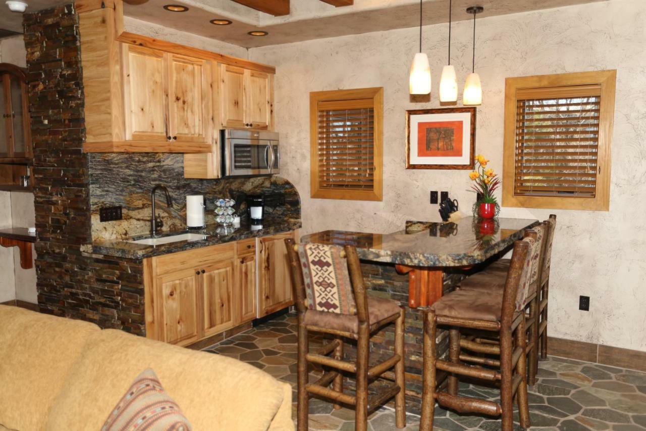 Cougar Ridge Hotel