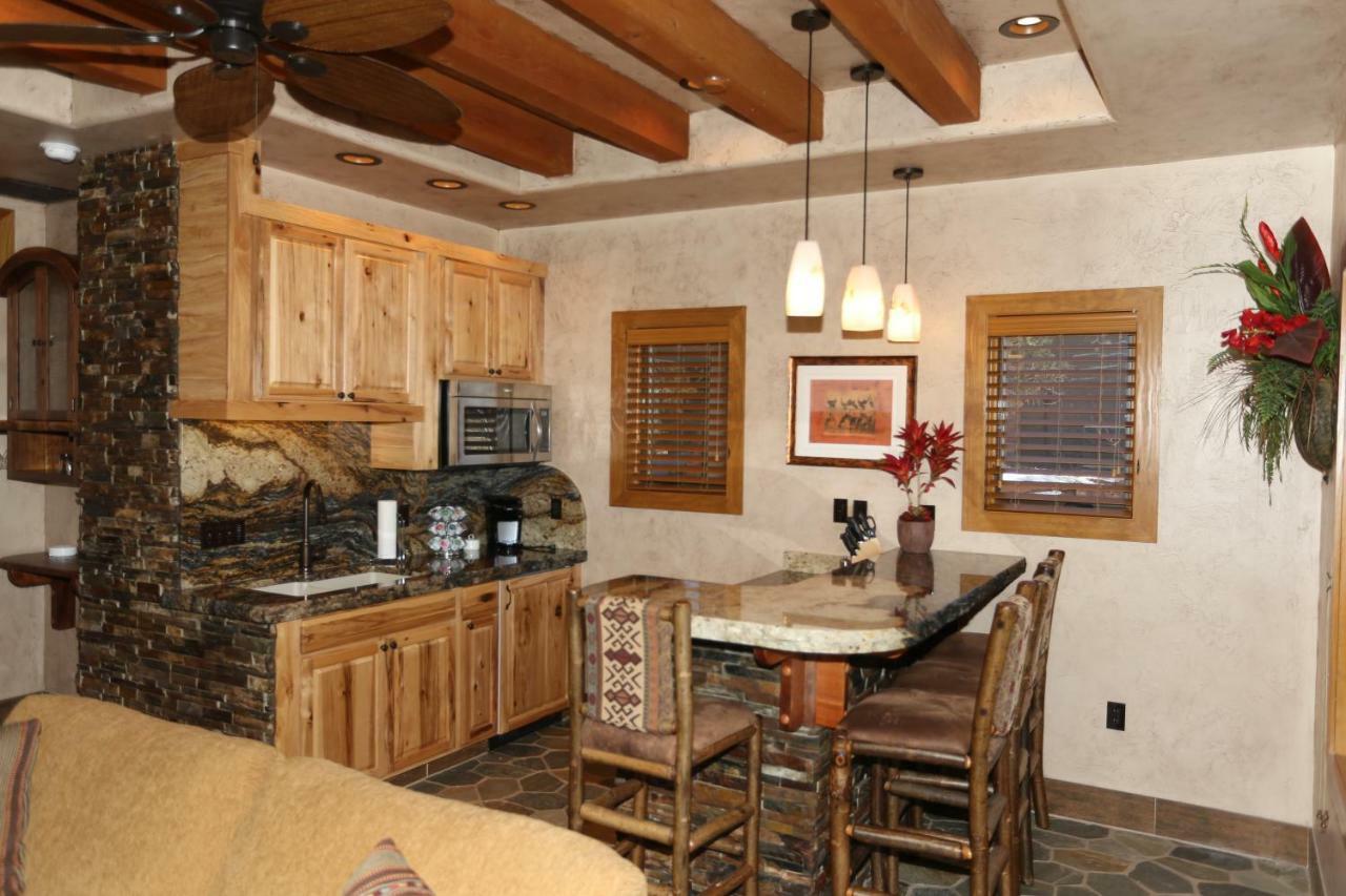 Cougar Ridge Hotel 4*